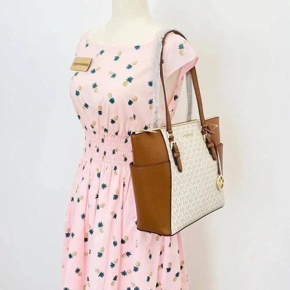 Michael Kors Charlotte Top Zip Tote shoulder bag Vanilla - Picture 9 of 11